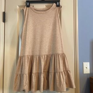 Women’s beige ruffled tank